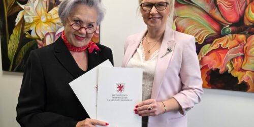 Spotkanie w Urzędzie Marszałkowskim – podpisanie umów o dofinansowanie projektów kulturalnych